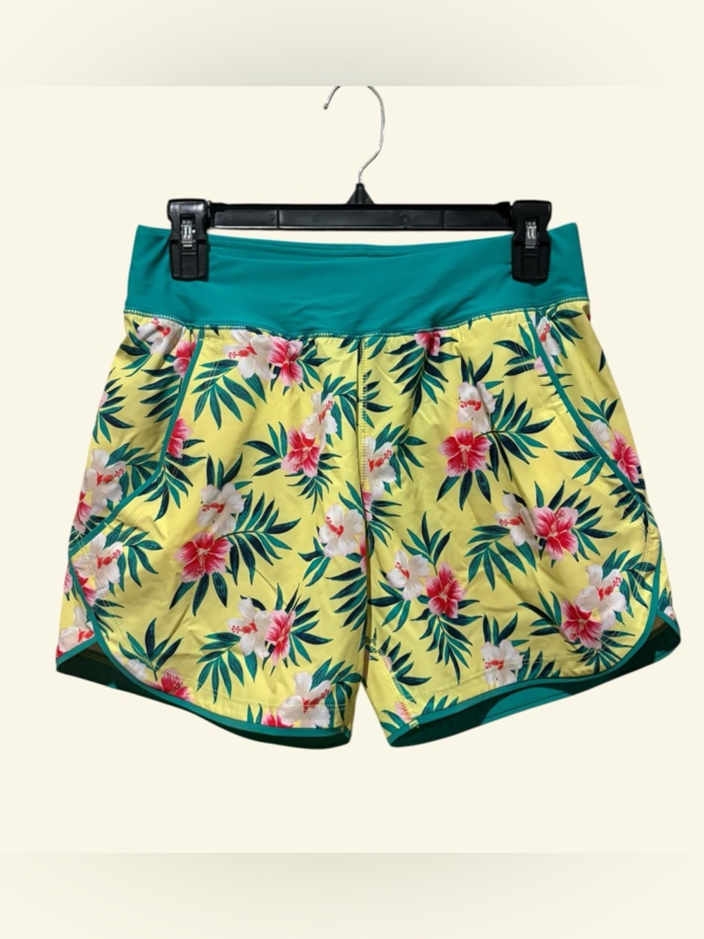 Women's SunShade UPF 50 5" Board Shorts with Panty size 2